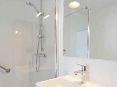 Residentie Bellevue-Gavere  ( 90% bezet - vlak aan de Markt - vanaf 990€/maand - inclusief ALLE service)